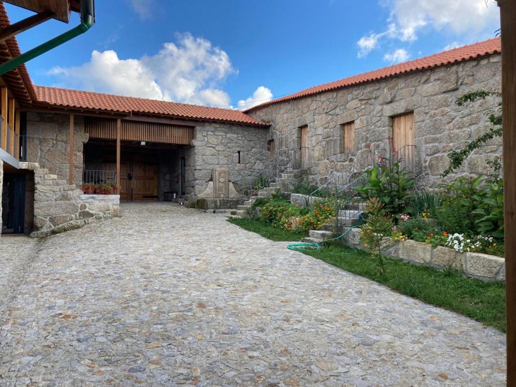 Farm stay Quinta Do Pinheiro *